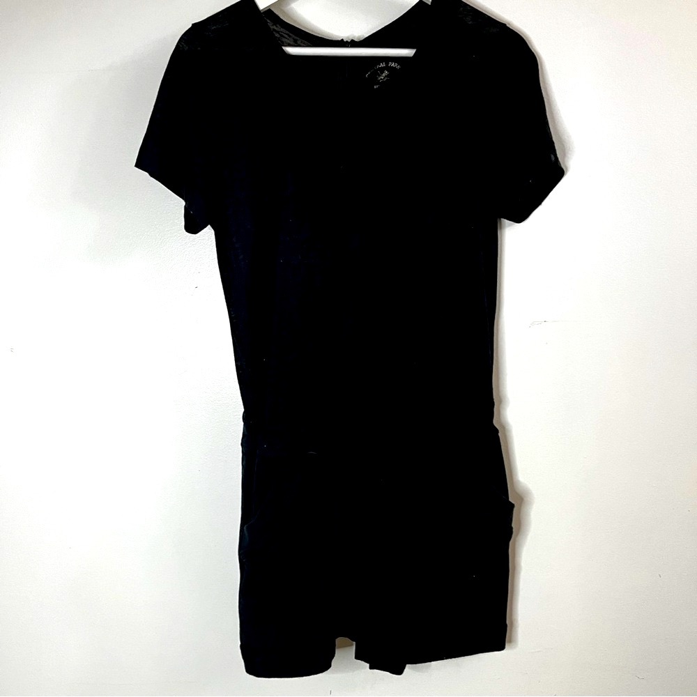CENTRAL PARK Black Short Sleeve Romper size M